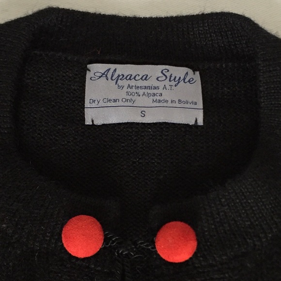 NWOT, ALPACA sweater by Artesanias Sz S ADORABLE ! - Picture 8 of 8